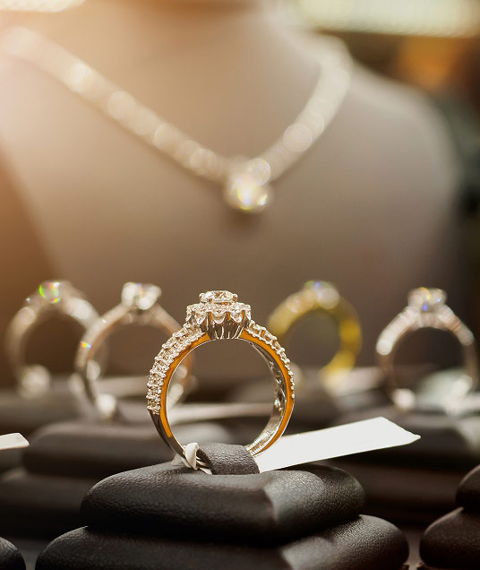 Golden Lucky, votre bijoutier de proximité à Paris 8